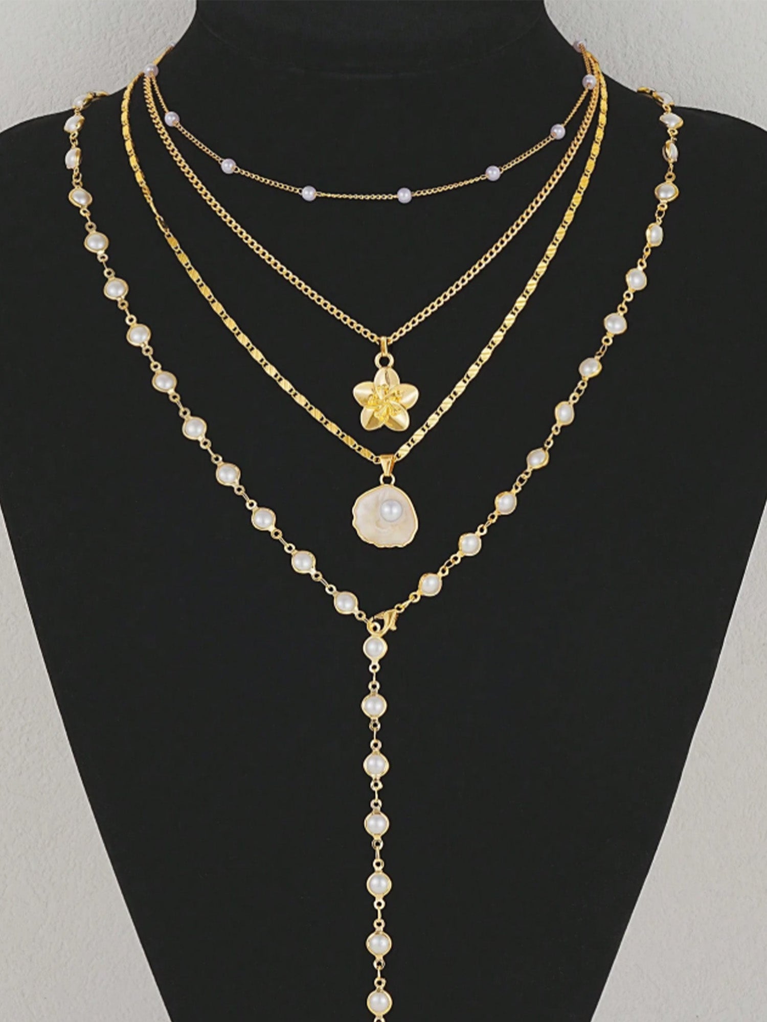 Vacation — Gold Pearl Layered Floral Pendant Necklace