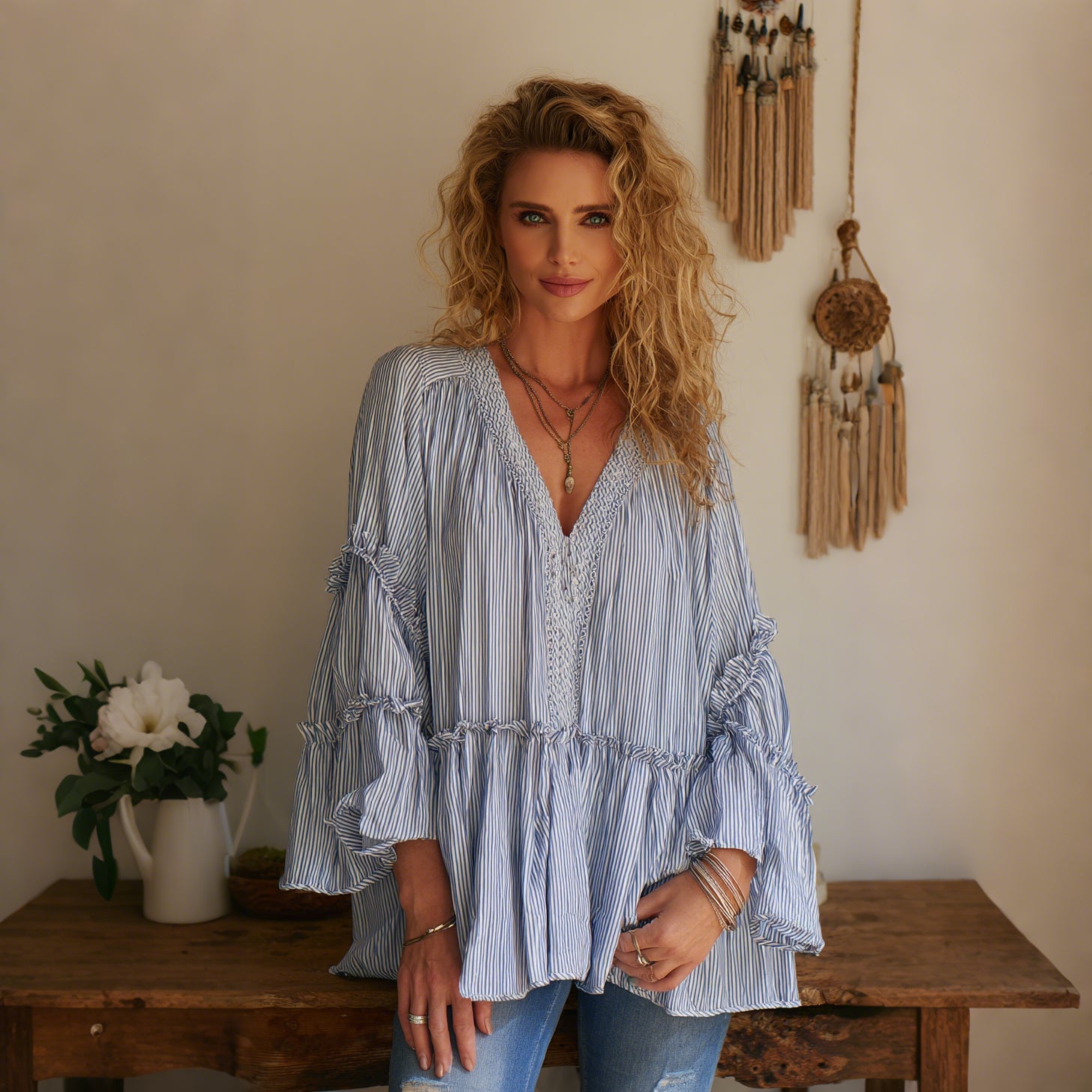 Women's Elegant, Oversized, Comfortable Striped V-neck Long-sleeved T-shirt