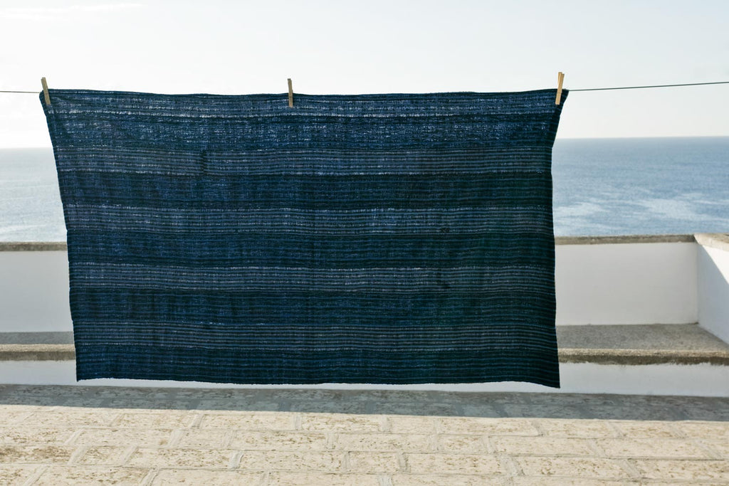 D71 Nigerian Antique indigo shawl