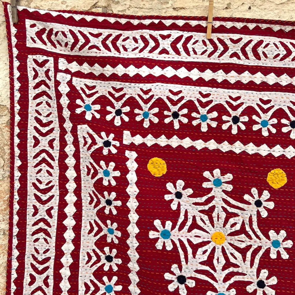 Indian Cutwork Embroidered Quilt new N. 10