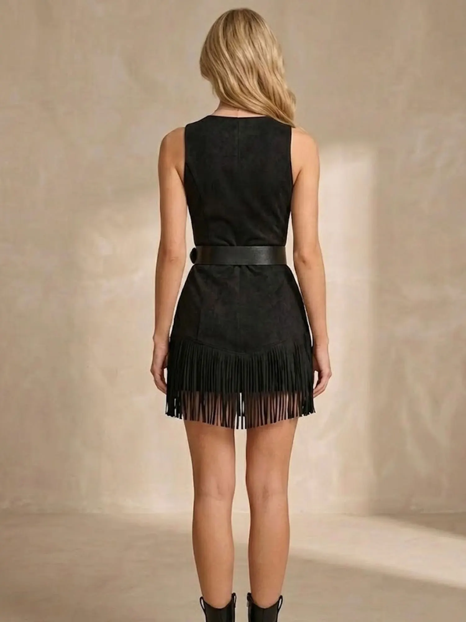 2026 Spring/Summer Western Core — Vintage Black Cinched Waist Sleeveless Fringe Vacation Mini Dress