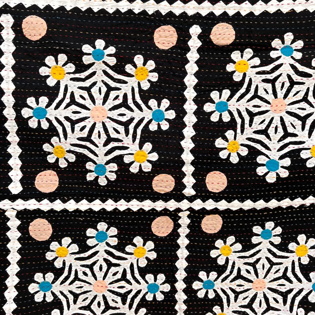 Indian Cutwork Embroidered Quilt new N. 8